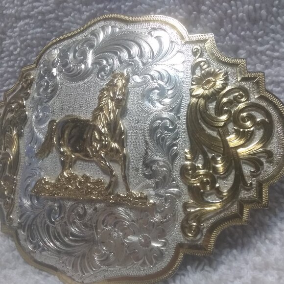 Montana Silversmiths Gold Dancing Horse Buckle Custom Silver Engraved Great !!! main image 4